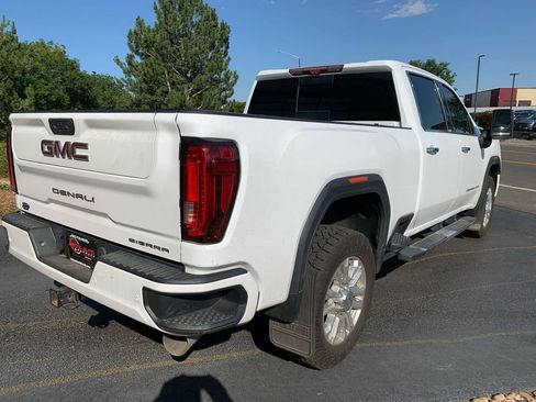 Used 2020 GMC Sierra 2500 Denali w/ Denali Ultimate Package AWD/4WD image 3