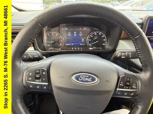 Used 2022 Ford Maverick Lariat w/ Lariat Luxury Package AWD/4WD image 29