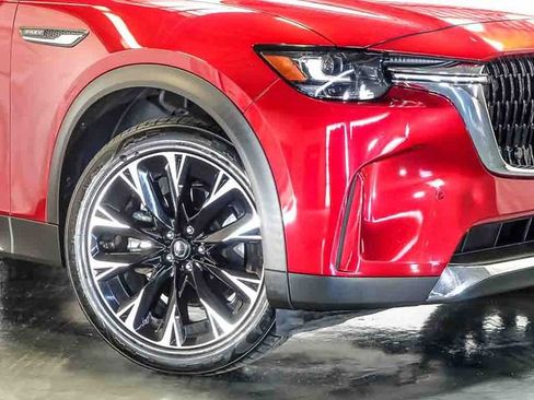Used 2024 MAZDA CX-90 Plug-In Hybrid w/ Premium Pkg AWD/4WD image 4