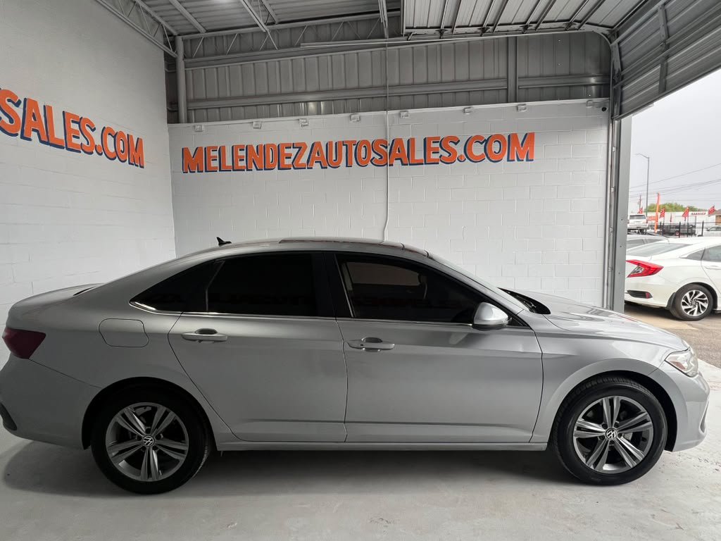 Used 2023 Volkswagen Jetta SE FWD image 6