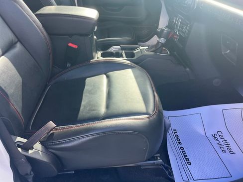 Used 2021 Jeep Wrangler Unlimited Rubicon w/ Cold Weather Group image 32