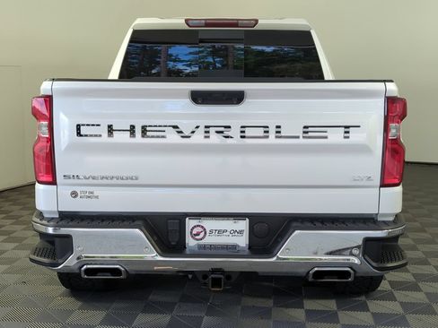 Used 2023 Chevrolet Silverado 1500 LTZ w/ LTZ Convenience Package II AWD/4WD image 5