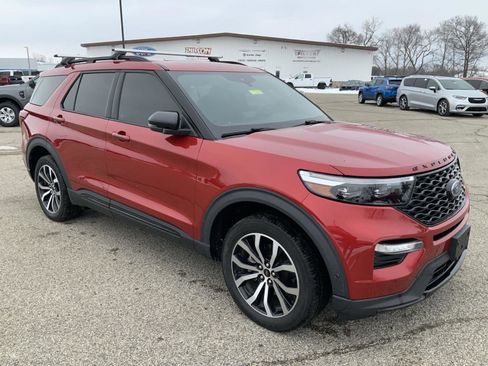 Used 2021 Ford Explorer ST w/ Equipment Group 401A AWD/4WD image 2