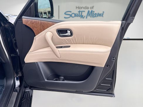 Used 2022 Nissan Armada SL image 36