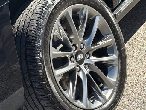 Used 2019 Cadillac Escalade ESV Premium Luxury w/ Escalade Sport Edition image 8