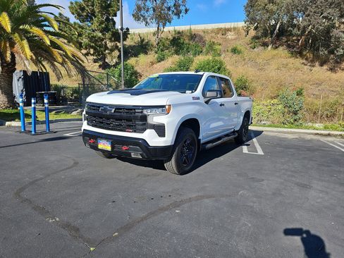 Used 2023 Chevrolet Silverado 1500 LT Trail Boss w/ Protection Package image 3