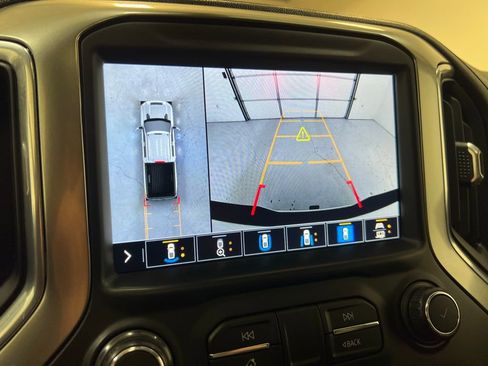 Used 2021 Chevrolet Silverado 2500 LTZ w/ LTZ Plus Package image 27