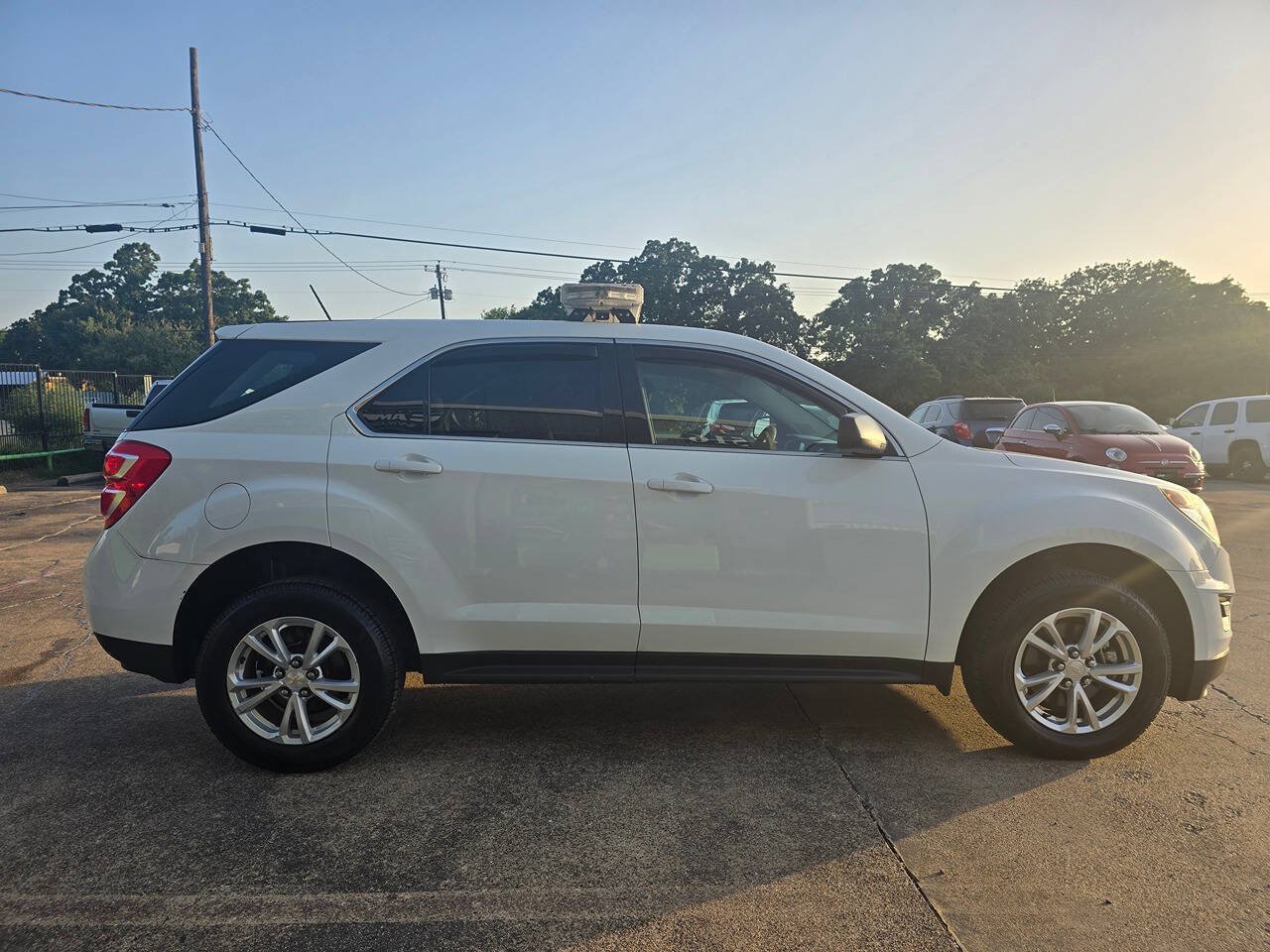 Used 2017 Chevrolet Equinox LS AWD/4WD image 15