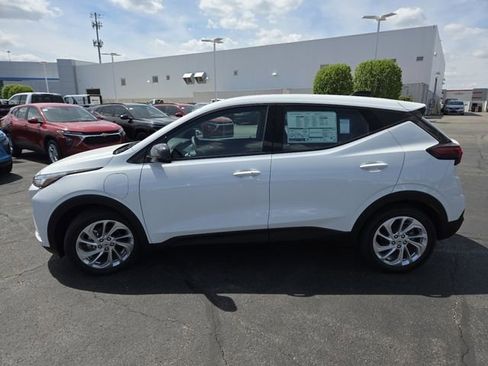 New 2027 Chevrolet Bolt LT FWD image 15