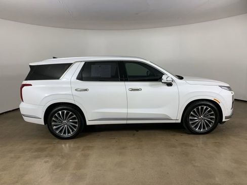 Used 2023 Hyundai Palisade Calligraphy w/ Cargo Package AWD/4WD image 7