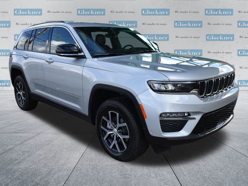 New 2025 Jeep Grand Cherokee Limited w/ Trailer Tow Package image 3