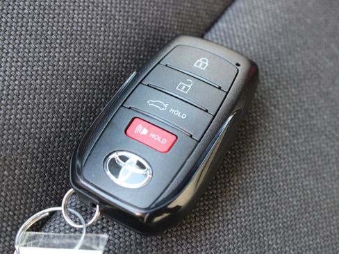 Used 2025 Toyota Camry LE FWD image 51