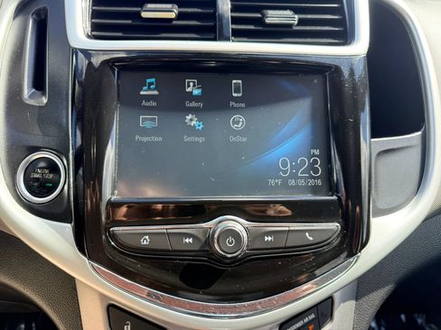 Used 2017 Chevrolet Sonic Premier FWD image 10