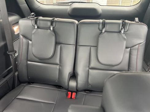 New 2026 Ford Explorer ST-Line w/ ST-Line Street Pack AWD/4WD image 15