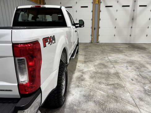Used 2017 Ford F250 XL w/ Power Equipment Group AWD/4WD image 10