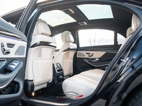 Used 2020 Mercedes-Benz S 560 Sedan image 19