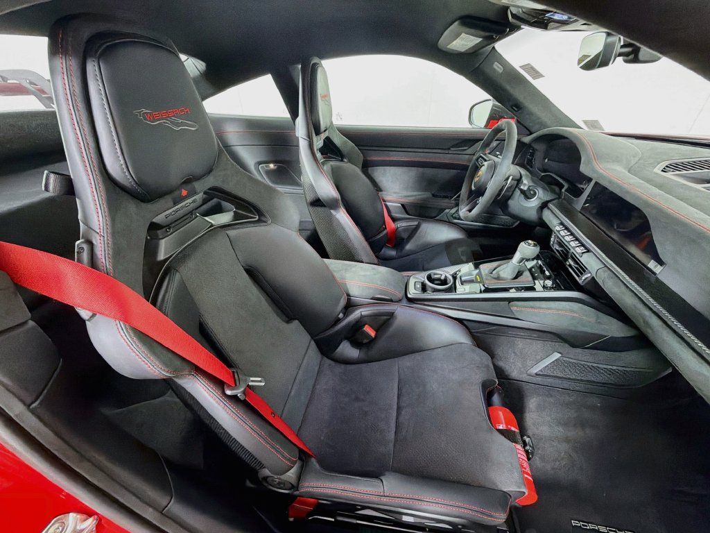 Used 2026 Porsche 911 GT3 RWD image 26