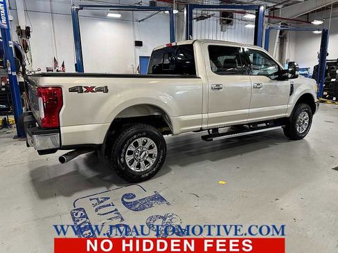 Used 2017 Ford F250 Lariat w/ Chrome Package image 5