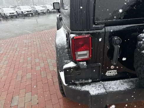 Used 2017 Jeep Wrangler Unlimited Sport w/ Quick Order Package 24S image 10