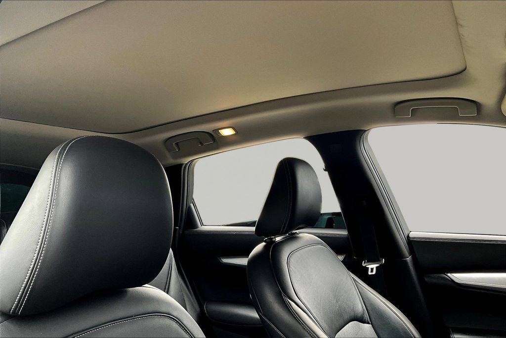 Used 2019 INFINITI QX50 Essential w/ Proactive Package AWD/4WD image 27