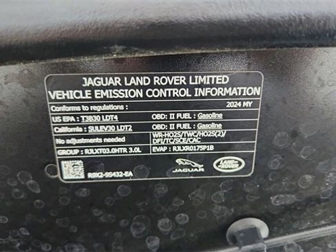 Used 2024 Land Rover Range Rover Long Wheelbase SE image 68