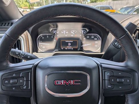 Used 2022 GMC Sierra 3500 AT4 w/ AT4 Preferred Package AWD/4WD image 38