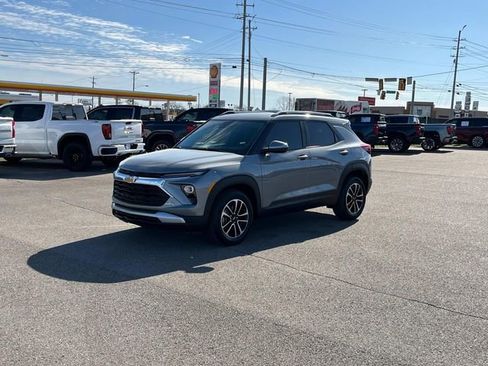 New 2026 Chevrolet TrailBlazer LT FWD image 9