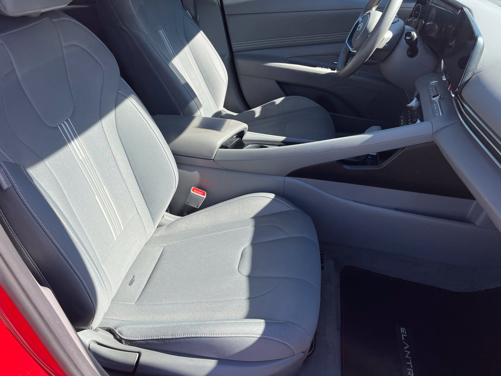 Used 2023 Hyundai Elantra SEL w/ Convenience Package FWD image 15