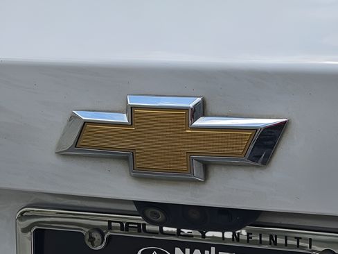 Used 2021 Chevrolet Blazer Premier w/ Driver Confidence II Package FWD image 39