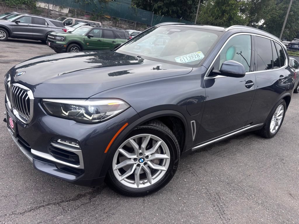 Used 2021 BMW X5 xDrive45e AWD/4WD image 1