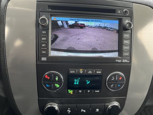 Used 2011 GMC Yukon SLT image 6