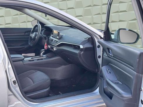 Used 2023 Nissan Altima 2.5 S FWD image 11