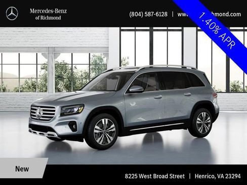 Used 2026 Mercedes-Benz GLB 250 4MATIC image 38
