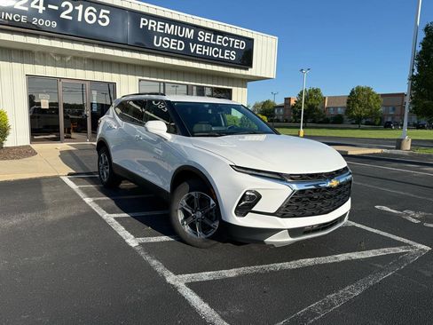 Used 2023 Chevrolet Blazer LT w/ Convenience Package FWD image 7