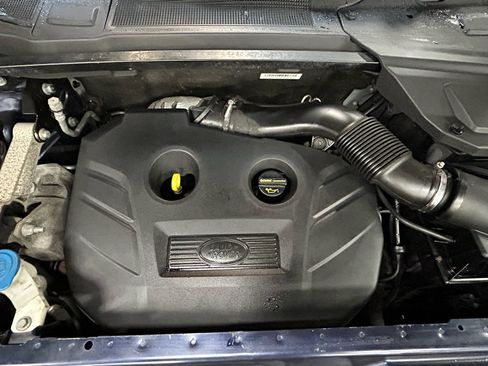 Used 2017 Land Rover Discovery Sport HSE image 17