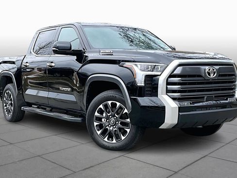 Used 2025 Toyota Tundra Limited image 3