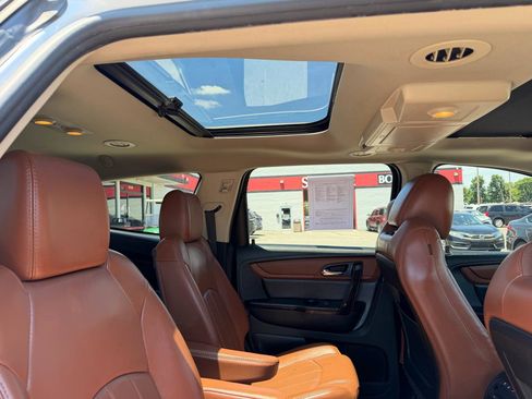 Used 2016 Chevrolet Traverse LTZ AWD/4WD image 19