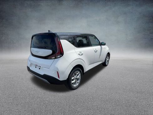 New 2025 Kia Soul S image 22