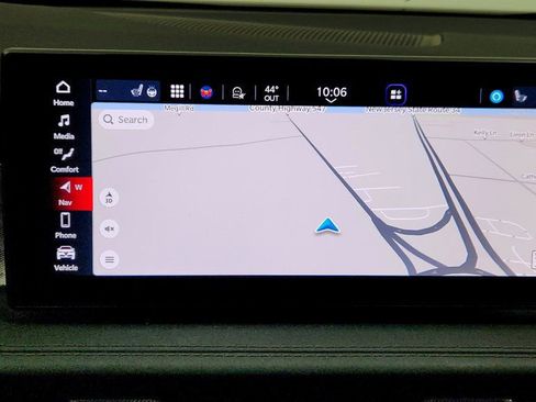 Used 2024 Alfa Romeo Tonale Ti w/ Premium Interior Package image 20