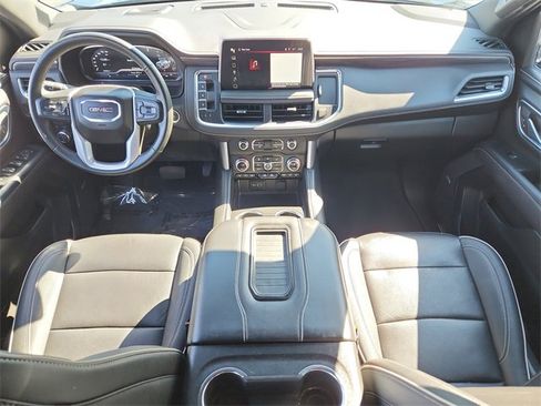 Certified 2024 GMC Yukon SLT w/ SLT Luxury Package image 14