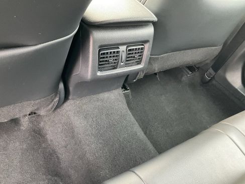 Used 2023 Toyota Camry XSE image 13