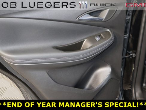 Certified 2022 Buick Encore GX Essence w/ Experience Buick Package image 10
