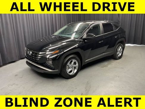 Used 2023 Hyundai Tucson SE AWD/4WD image 2