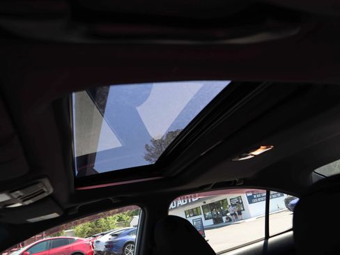 Used 2018 Subaru WRX Premium image 6