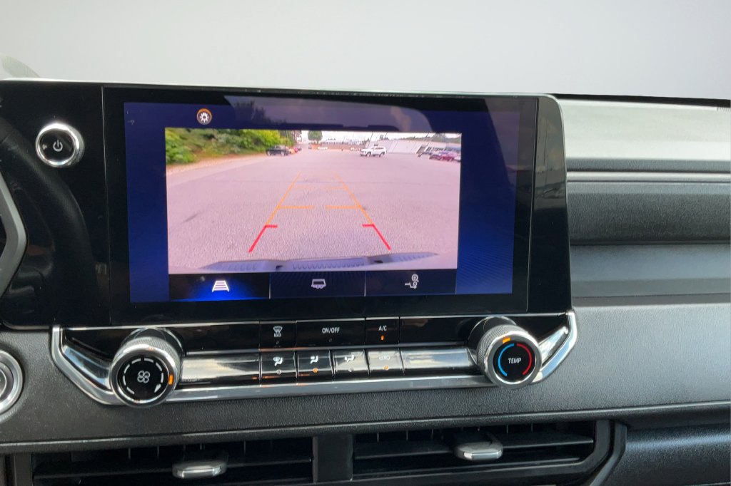 Used 2023 Chevrolet Colorado W/T RWD image 16