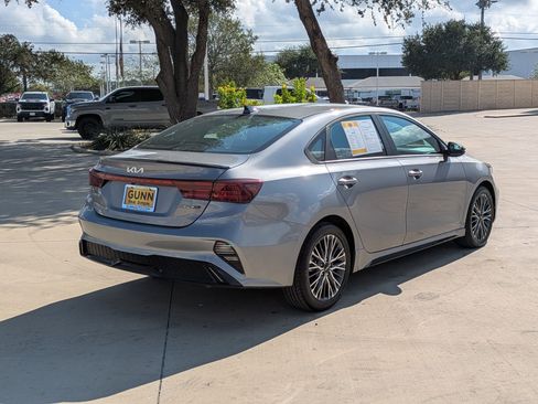 Used 2024 Kia Forte GT-Line image 3