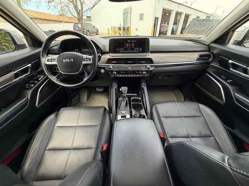 Used 2022 Kia Telluride SX w/ Nightfall Edition Package image 20
