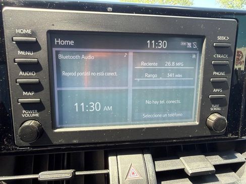 Used 2019 Toyota RAV4 LE FWD image 11