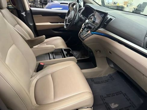 Used 2022 Honda Odyssey Touring image 9
