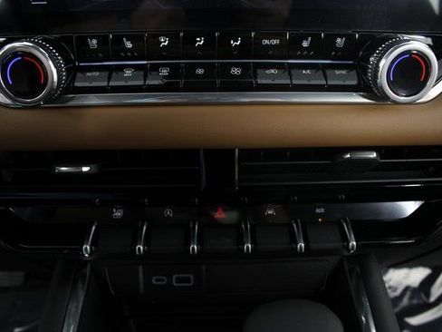 New 2026 GMC Canyon AT4 w/ AT4 Premium Package image 6